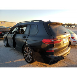 2022 BMW X7