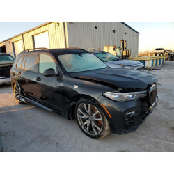 2022 BMW X7
