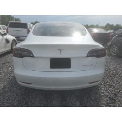 2022 TESLA MODEL 3 5YJ3E1EB1NF194688 61757125