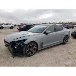 2019 KIA STINGER