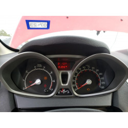 2012 FORD FIESTA