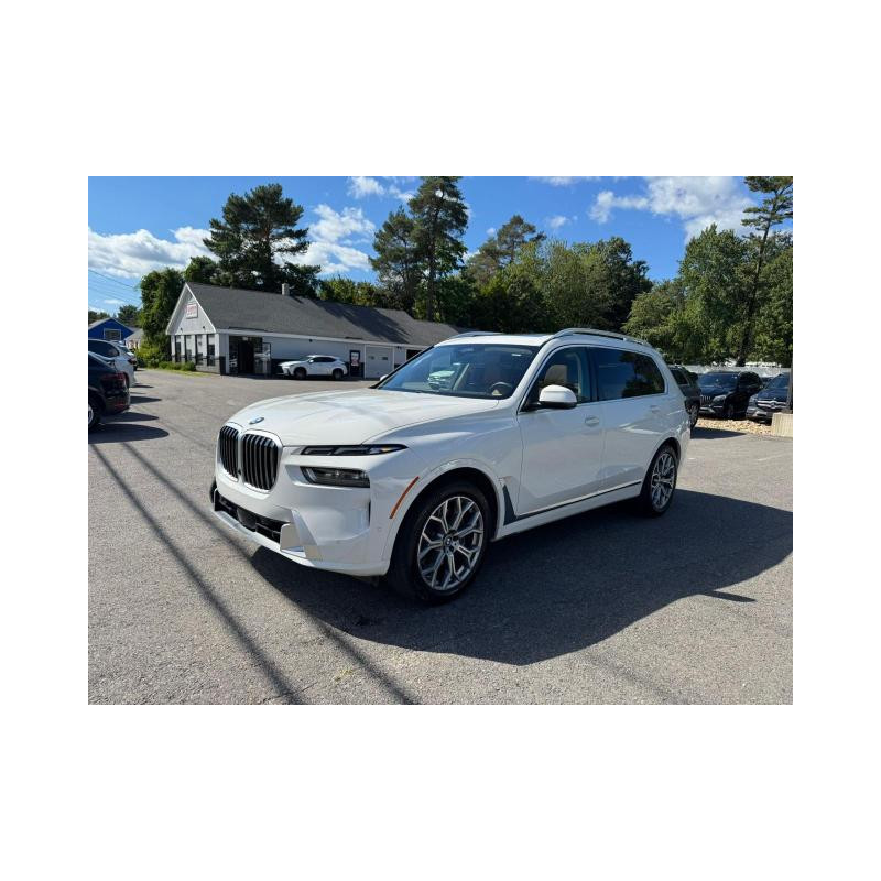 2023 BMW X7 5UX23EM0XP9P94260 70453085