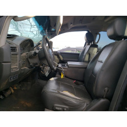 2005 NISSAN TITAN