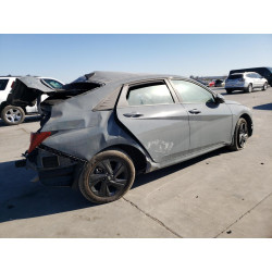 2022 HYUNDAI ELANTRA