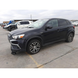 2018 MITSUBISHI OUTLANDER