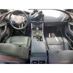 2020 JAGUAR XE SAJAE4FX8LCP57282 68337065