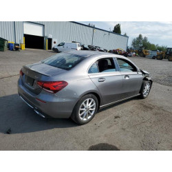 2020 MERCEDES-BENZ A-CLASS W1K3G4FB5LW043040 70586555