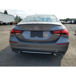 2020 MERCEDES-BENZ A-CLASS W1K3G4FB5LW043040 70586555