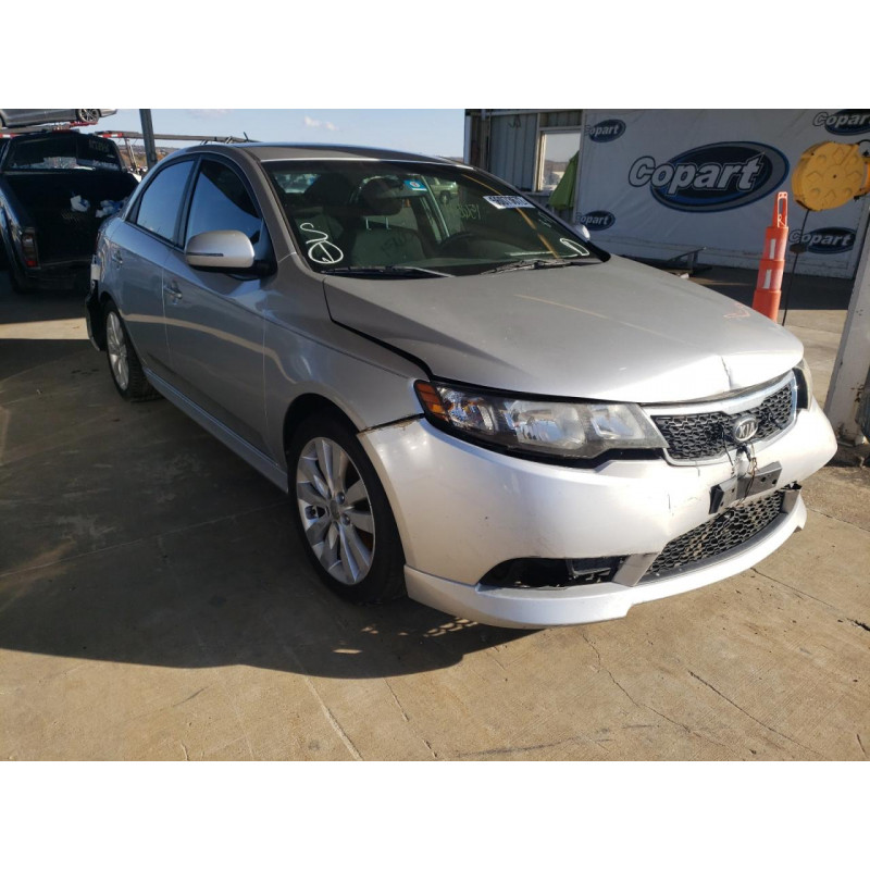 2013 KIA FORTE