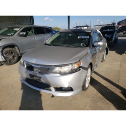 2013 KIA FORTE