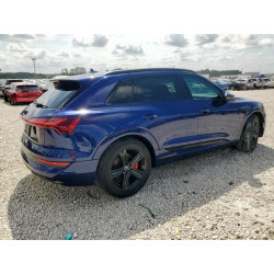 2021 AUDI E-TRON WA1AAAGE1MB008976 71028395