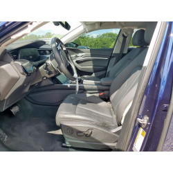 2021 AUDI E-TRON WA1AAAGE1MB008976 71028395