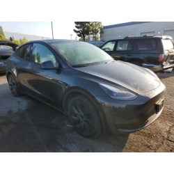 2024 TESLA MODEL Y 7SAYGDED2RF103181 71843735
