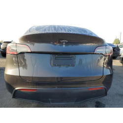 2024 TESLA MODEL Y 7SAYGDED2RF103181 71843735