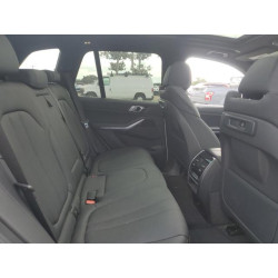2021 BMW X5 5UXCR6C01M9H64136 80395845