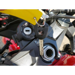 2022 HONDA CBR CYCLE MLHPC6258N5300488 81801765