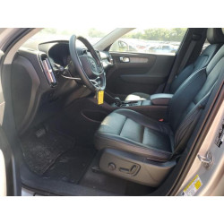 2024 VOLVO XC40 CORE YV4L12UK1R2202815 70803815