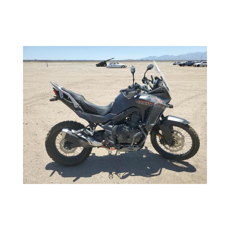 2024 HONDA XL750 JH2RD1616RK101005 62683395 2024 HONDA XL750 JH2RD1616RK101005 62683395