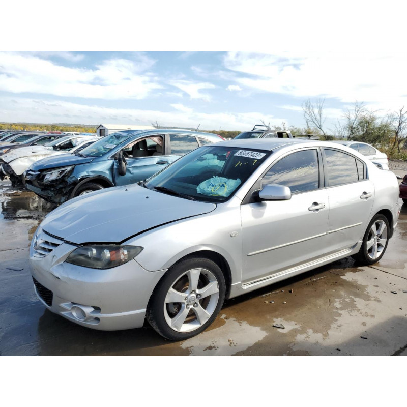 2004 MAZDA MAZDA3