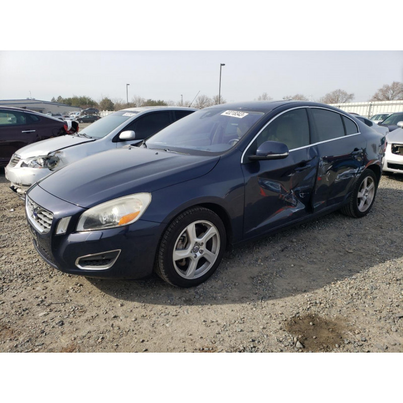 2013 VOLVO S60