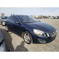 2013 VOLVO S60