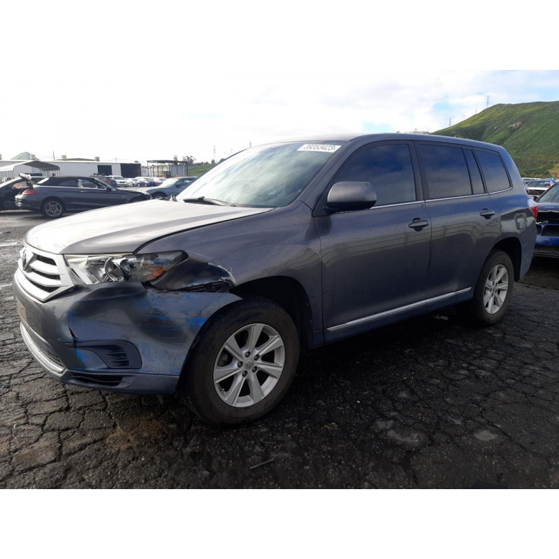 2011 TOYOTA HIGHLANDER