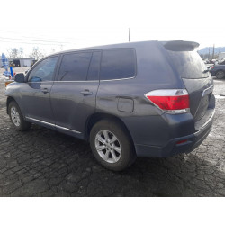 2011 TOYOTA HIGHLANDER