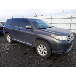 2011 TOYOTA HIGHLANDER