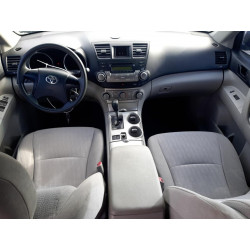 2011 TOYOTA HIGHLANDER