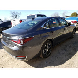 2022 LEXUS ES250