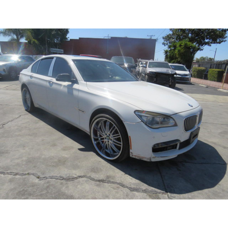 2013 BMW 7 SERIES