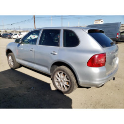 2005 PORSCHE CAYENNE