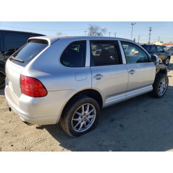 2005 PORSCHE CAYENNE