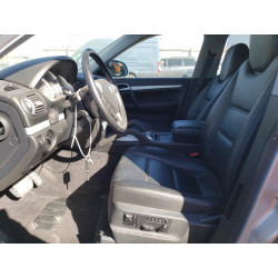 2005 PORSCHE CAYENNE