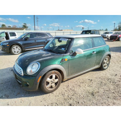 2011 MINI COOPER
