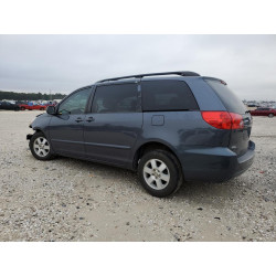 2009 TOYOTA SIENNA