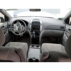 2009 TOYOTA SIENNA