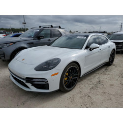 2021 PORSCHE PANAMERA