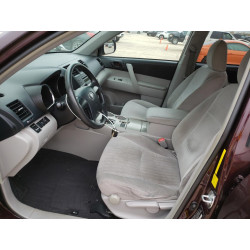 2011 TOYOTA HIGHLANDER