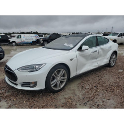 2014 TESLA MODEL S