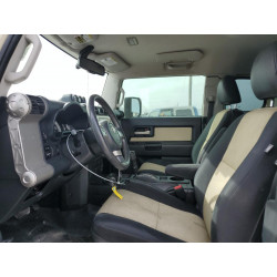 2010 TOYOTA FJ CRUISER