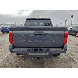 2025 TOYOTA TACOMA 3TMKB5FN9SM032710 97975795