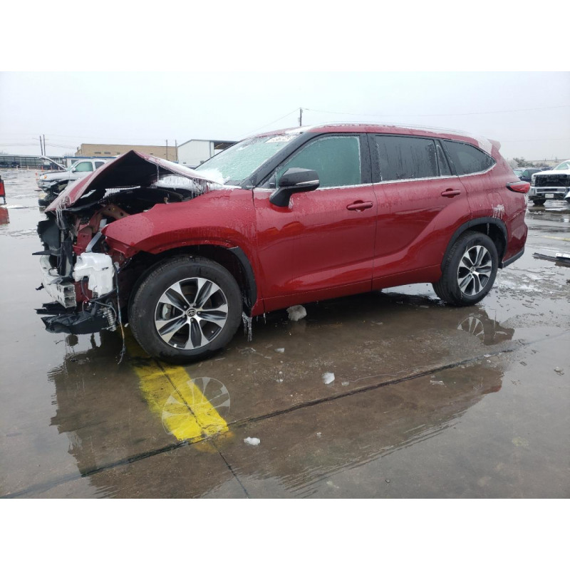 2022 TOYOTA HIGHLANDER