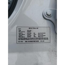 2021 TESLA MODEL Y 5YJYGDEE7MF218678 54724525