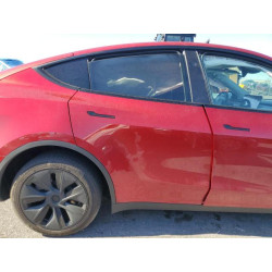 2024 TESLA MODEL Y 7SAYGDEE9RF130581 82751795