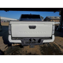 2025 TOYOTA TACOMA 3TMKB5FN1SM047329 96354195