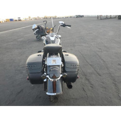 2020 HARLEY-DAVIDSON FLHC 1HD1YAJ11LB048964 92465285