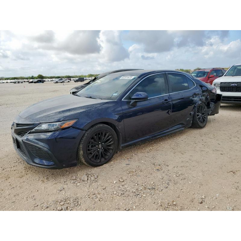 2021 TOYOTA CAMRY 4T1G11AK7MU470148 82201625