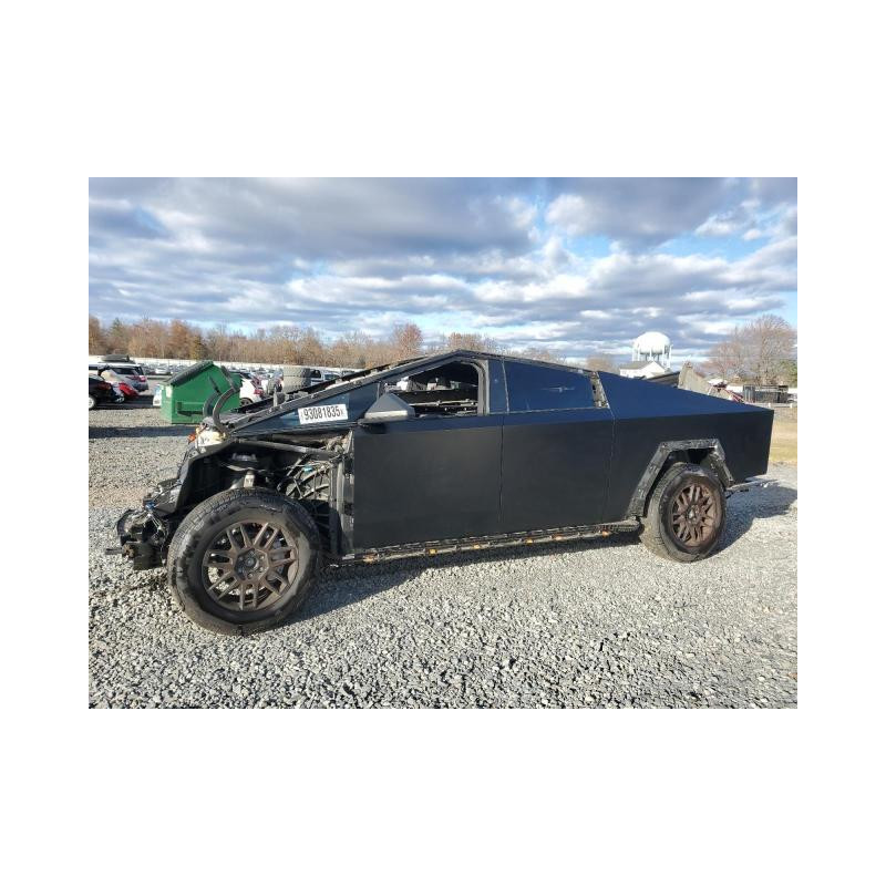 2025 TESLA CYBERTRUCK 7G2CEHED6SA067063 93081835