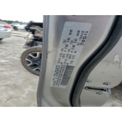 2020 JEEP COMPASS 3C4NJDDB0LT196034 98759215